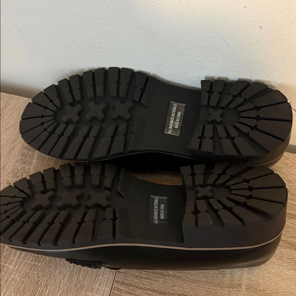 Dv by Dolce Vita "Crisp" Classic Penny Loafer / Lug Sole, Block Heel size 9 - Picture 9 of 13